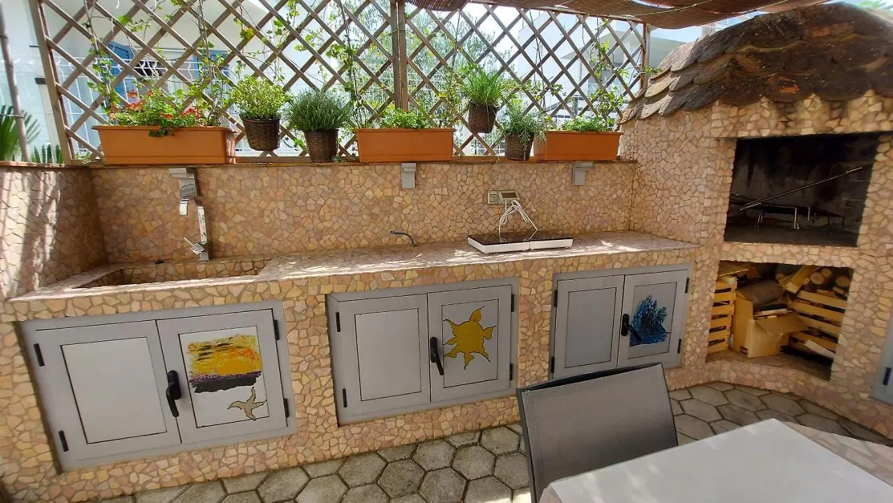 Apartments Kivi Novigrad  0*, Novigrad (Istria)