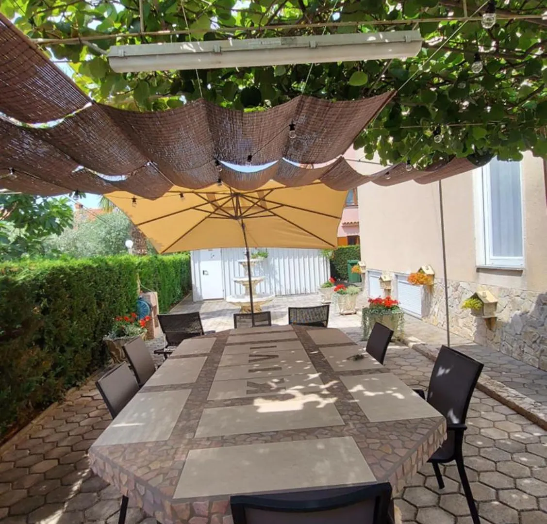 Apartments Kivi Novigrad