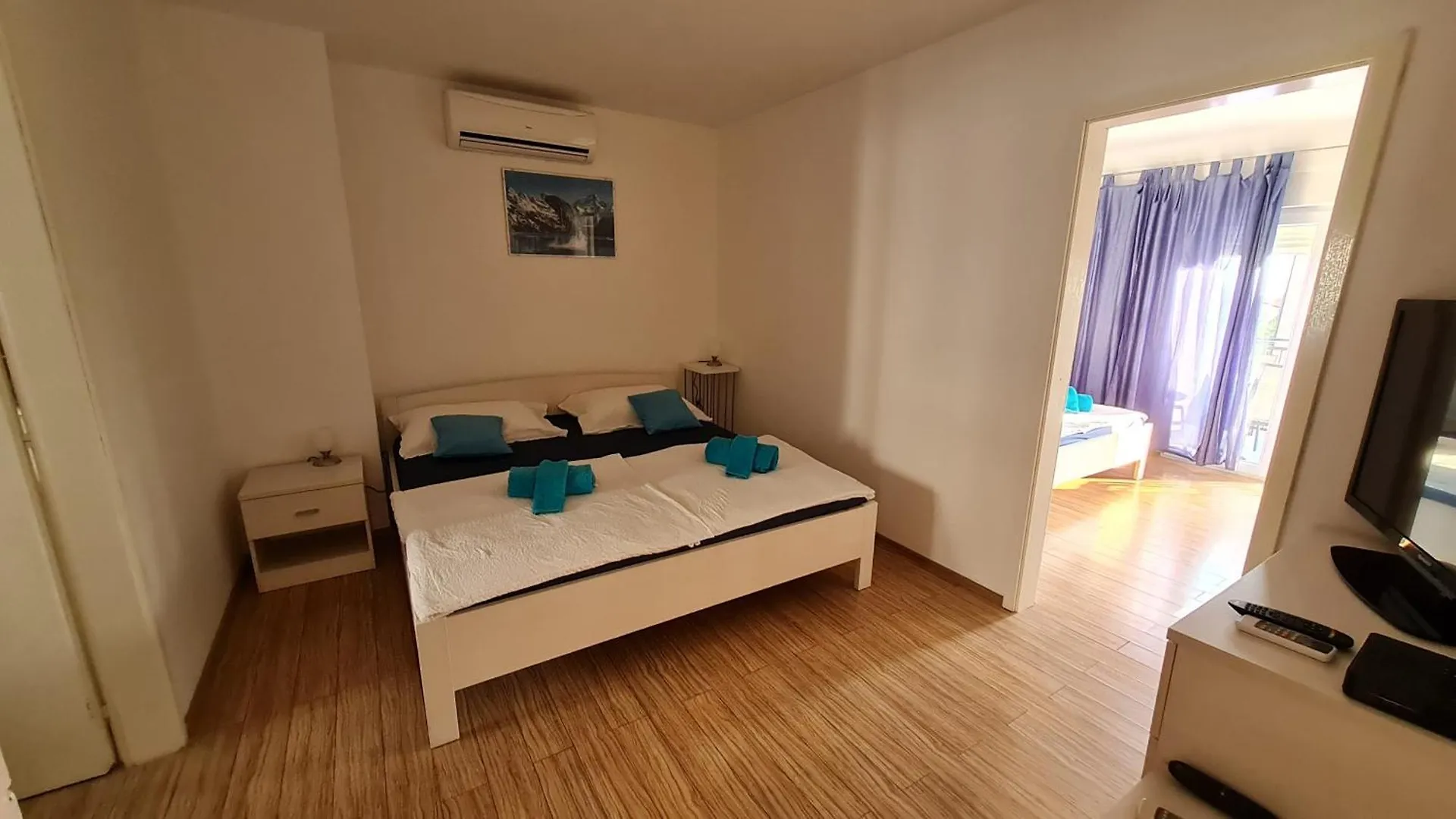 Apartments Kivi Novigrad  Novigrad (Istria)