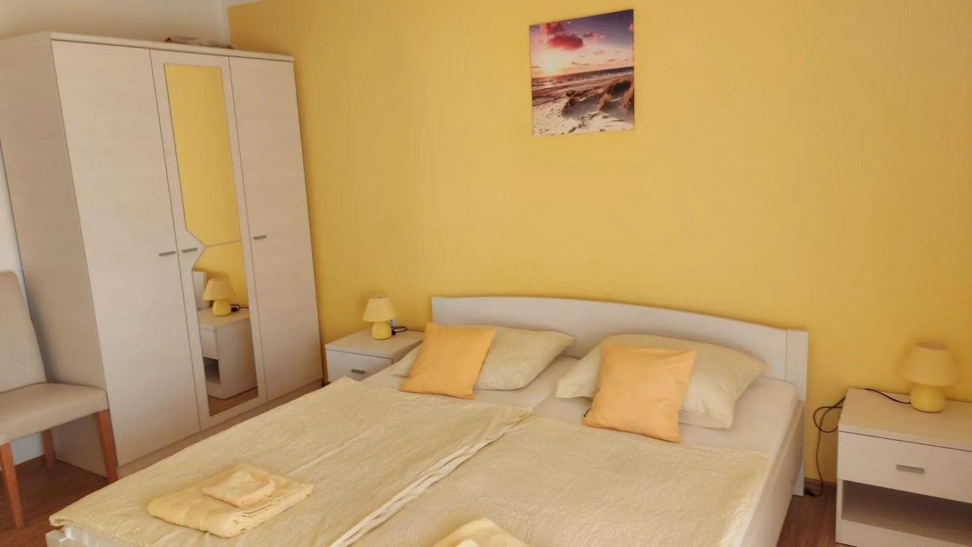 Apartments Kivi Novigrad   Novigrad (Istria)