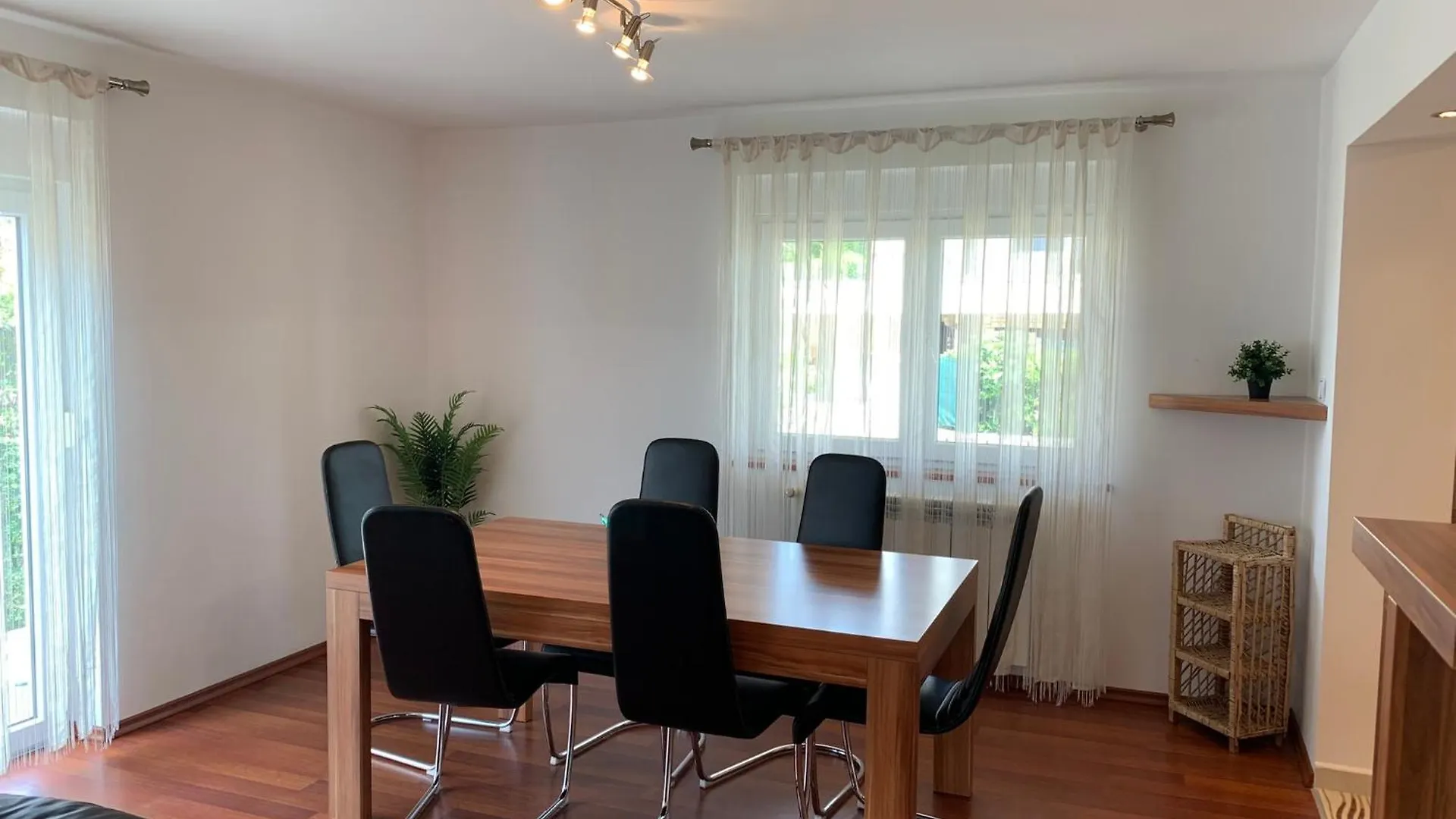 Apartments Kivi Novigrad   Novigrad (Istria)