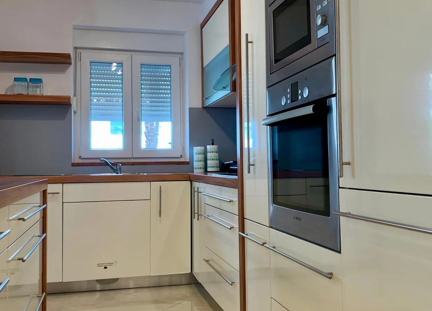 Apartments Kivi Novigrad
